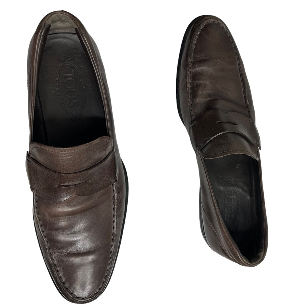 Todd’s Men Shoes. Condition is Pre-owned. Shipped with USPS Priority Mail. - Picture 5 of 16